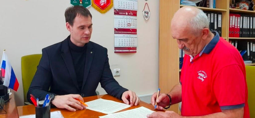 Евгений Семак: "К финансовым делам "Донских казаков" я не имел никакого отношения!"