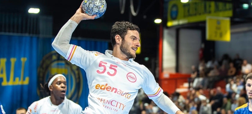 Испанский разыгрывающий "Тулузы" Нико Миндехья вернётся на родину. 37-летний гандболист подписал контракт с "Бидасоа"