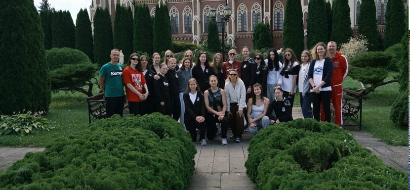 Гандболистки московского "Луча" во время сбора в Беларуси посетили знаменитые места Гродненской области
