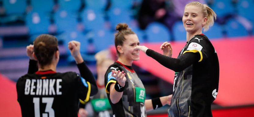 ЧЕ-2020. В первом матче турнира сборная Германии обыграла команду Румынии с разницей в три мяча