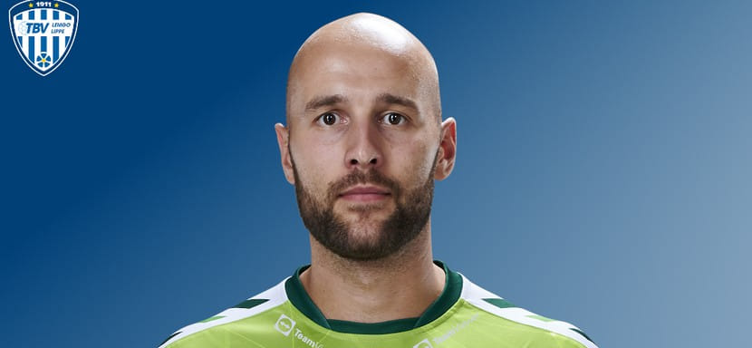 Бундеслига. Официально. Словенский страж ворот Урх Кастелиц ближайшим летом сменит "Геппинген" на "Лемго"