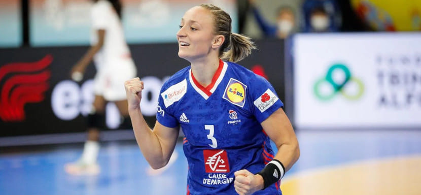 28-летняя левая крайняя Алисия Тублан по окончании сезона станет гандболисткой венгерского "Дебрецена"