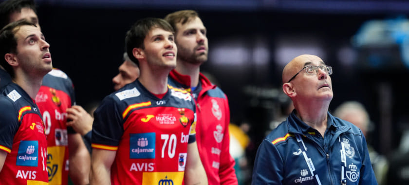 Сборная Испании во второй раз подряд финишировала вне топ-10 на чемпионате Европы. До этого такого не было ни разу