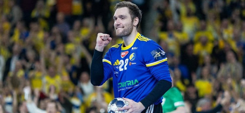 36-летний голкипер Клемен Ферлин будет играть за "Слован" из Любляны, куда переходит белорус Кирилл Самойло