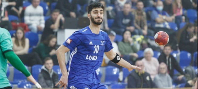 Olimpbet Суперлига. Покинувший ставропольский "Виктор" правый полусредний Алексей Карибов продолжит карьеру в омском "Скифе"