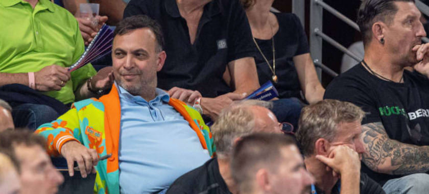 Боб Ханнинг об уходе Ярона Зиверта из "Берлина": "Расставание с ним после бурных 48 часов — моё самое сложное решение за 20 лет в клубе"