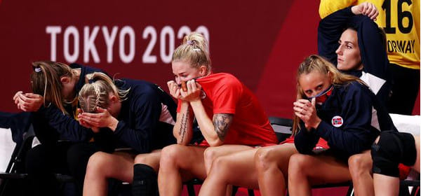 Торир Хергейрссон: "У России сильная команда. Но мне их совсем не жаль, они сами виноваты"