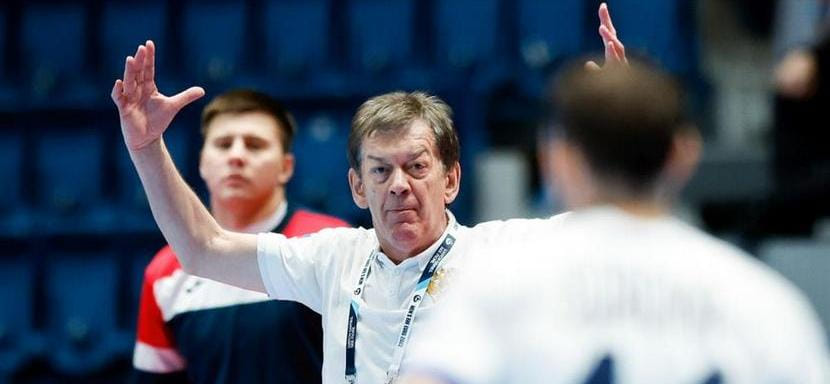 ЧЕ-2022. Велимир Петкович об игре с испанцами: "Времени очень мало. Все, что мы можем, — внимательно изучить видео и обсудить план на игру"