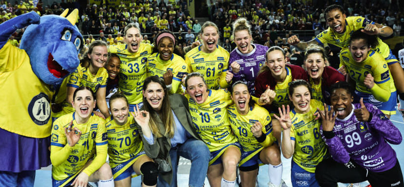 Франция. "Мец" Масловой в гостях уверенно обыграл "Безансон". "План-де-Кюк" дал бой "Нанту", но потерпел минимальное домашнее поражение