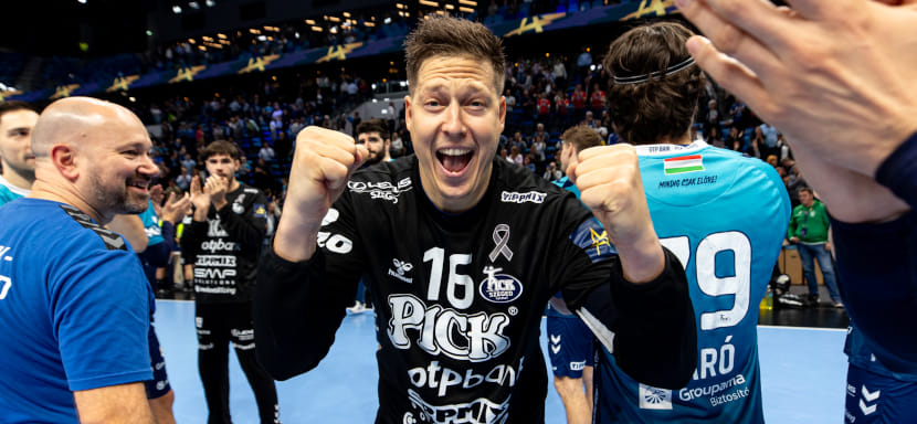 "Барселона" разгромила "Гудме", "Загреб" Белявского и Садовского уступил "Пику" Калараша в матчах группового этапа Лиги чемпионов