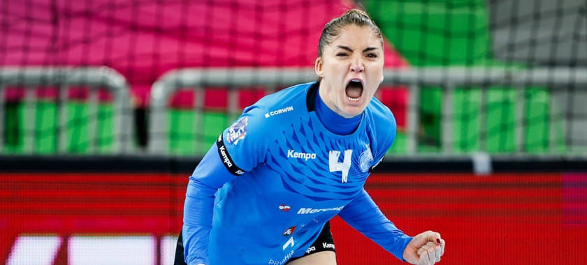 Правая крайняя "Крима" и серебряный призёр ОИ-2012 в составе сборной Черногории Йованка Радичевич завершит карьеру после сезона-2024/25