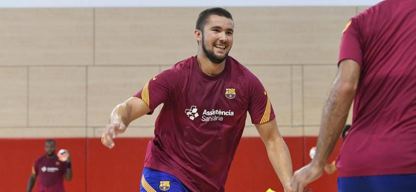 Испания. Португальский линейный "Барселоны" Луиш Фраде травмировал голеностоп