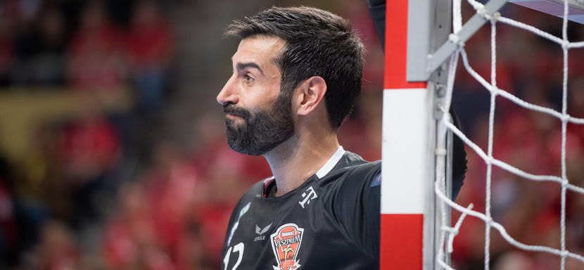 Венгрия. 31-летний испанский вратарь Родриго Корралес продолжит защищать цвета "Веспрема"