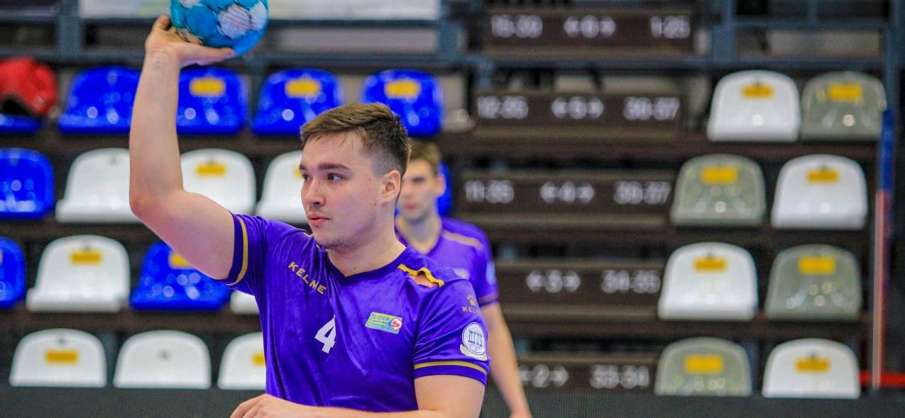 Высшая лига. Никита Мачульский: "В СГАУ-"Саратове", думаю, до сих пор сидел бы на лавке!"