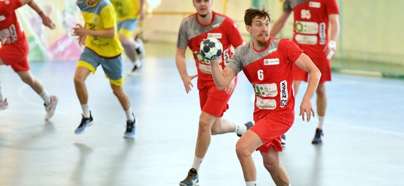 Olimpbet Суперлига. Разыгрывающий Алексей Косогов и правый крайний Артём Введенский продлили контракты с волгоградским "Каустиком"