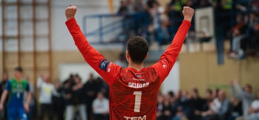 Венгерский "Дьёндьёш" нашёл замену травмированным вратарям Усику и Томичу — это словенец Ален Скледар