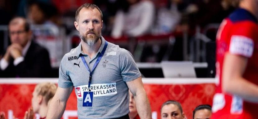 Дания. 47-летний Клавс Бруун Йоргенсен по окончании сезона сменит Яна Пютлика во главе "Сондерюске"