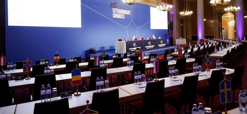 Международная и Европейская федерации гандбола пригласили президента ФГР Сергея Шишкарёва на свои мероприятия и турниры