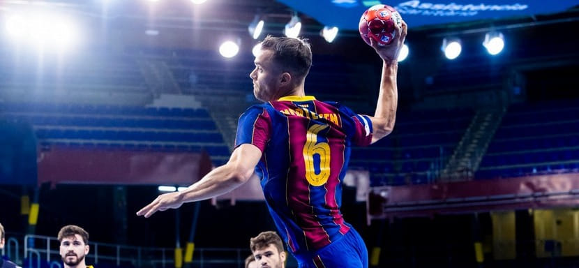 Испания. Левый крайний "Барселоны" Каспер Мортенсен восстановился после травмы и спустя пять месяцев готов вернуться на площадку