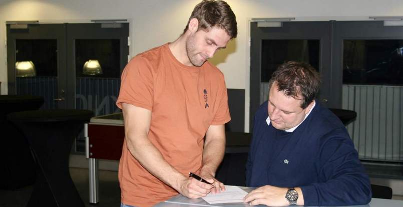 Дания. Линейный "Экса" Мортен Бьернсхауге подписал трехлетний контракт с "Сондерюске" 