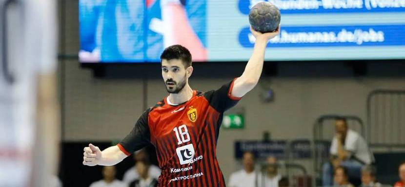 Румыния. Бухарестское "Динамо" заплатит "Вардару" за переход Эдуардо Гурбиндо 50 тысяч евро. Контракт с испанцем будет рассчитан на 2 года