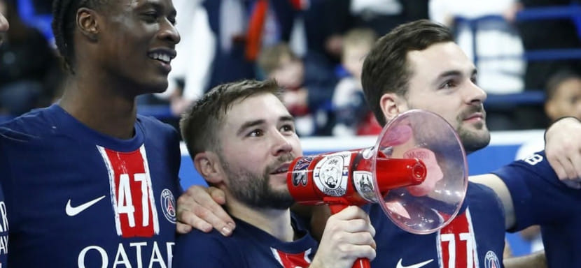 "Пари Сен-Жермен" минимально обыграл в гостях "Пик" Калараша в первом матче стартового раунда плей-офф Лиги чемпионов