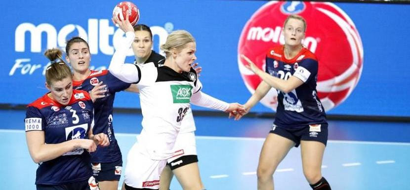 ЧЕ-2020. Главком сборной Германии Хенк Грунер внес в расширенный состав 30 гандболисток