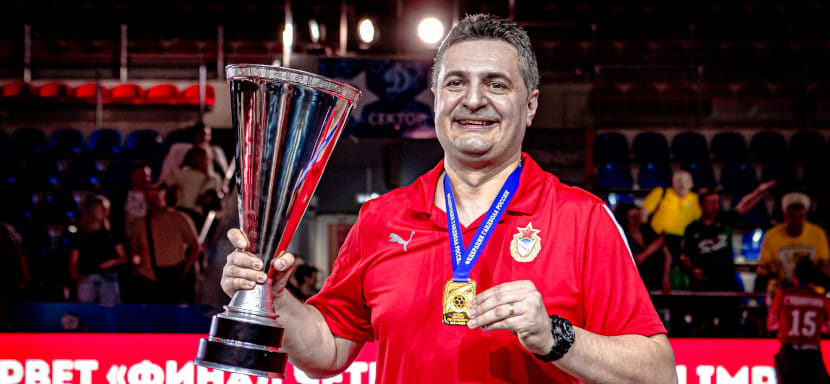 Флорентин Пера о работе с ЦСКА: "Это самый важный момент в моей карьере. Прекрасный опыт. Рад, что мне выпал шанс тренировать эту команду"