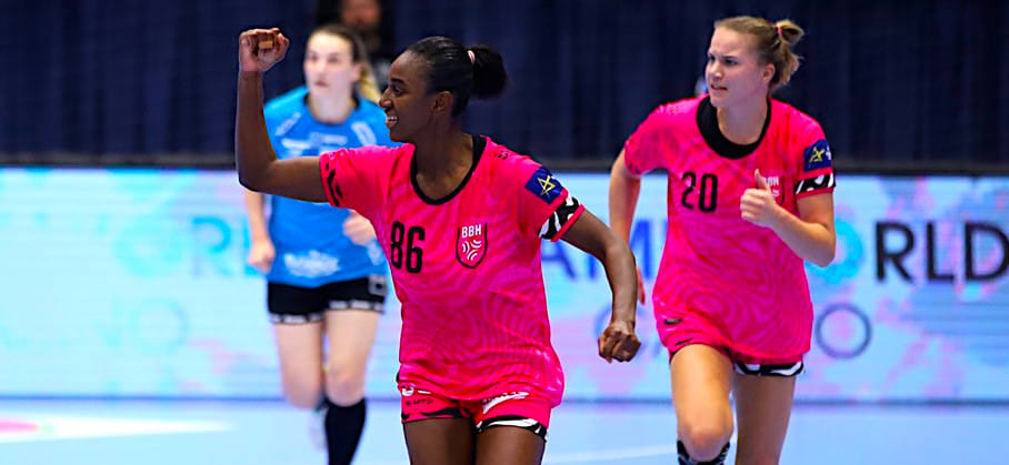 Лига чемпионов. В дуэли битых Маслова помогает "Бресту" победить. "Дебрецен" — на пути к плей-офф!