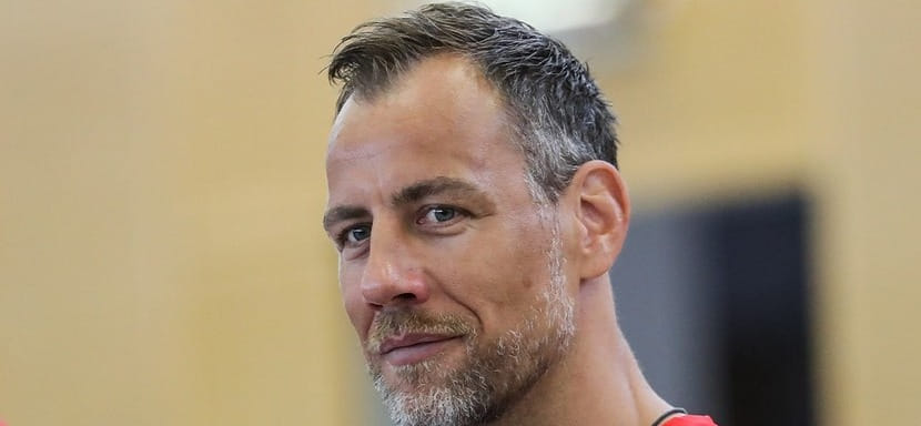 Лига чемпионов. Майк Махулла: "Наша битва превратилась в оборонительную, в которой преуспел Гонсало Перес де Варгас, совершивший несколько зрелищных сэйвов"