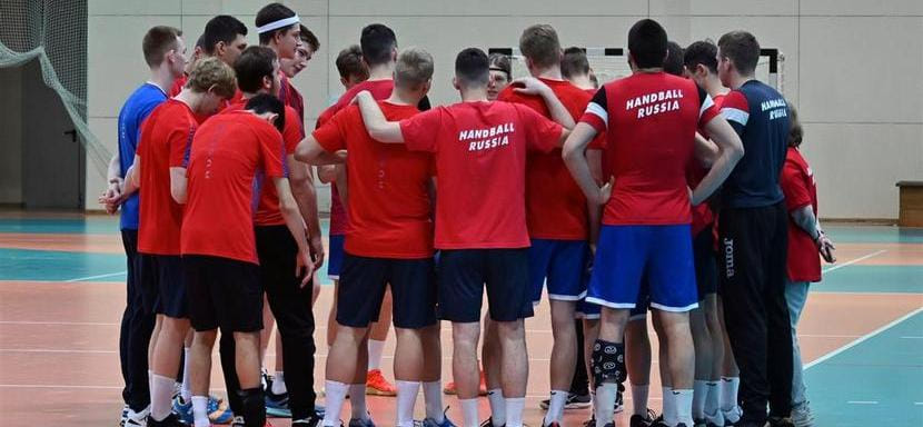 На заключительный сбор в подмосковный Чехов перед вторыми Играми стран СНГ в российскую молодёжку вызваны 18 гандболистов