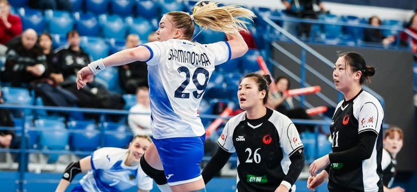 Линейная ЦСКА Виктория Шамановская вызвана в сборную России. Она заменит в команде представительницу клуба "Ростов-Дон" Алёну Амельченко