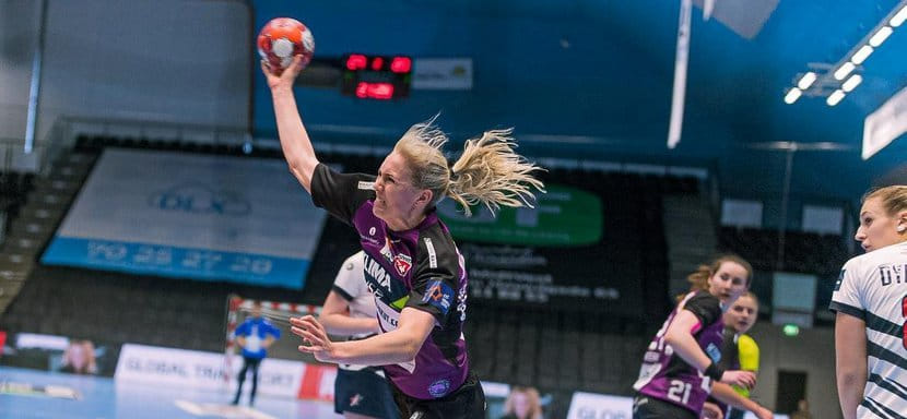 Дания. "Хернинг-Икаст" и "Нюкебинг" добились побед в пятничных матчах женского чемпионата