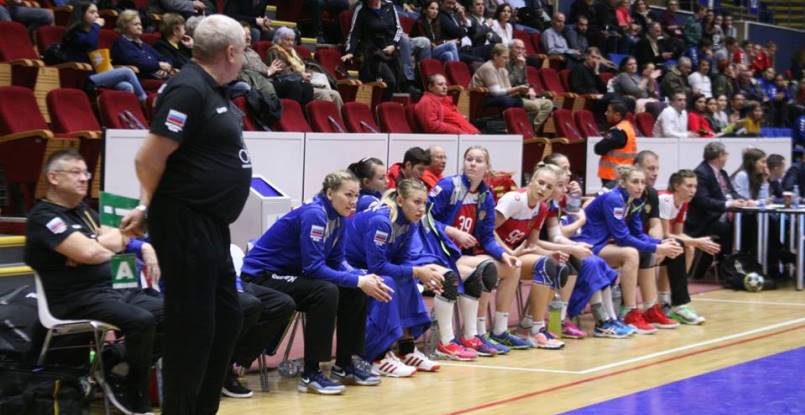 "Карпаты Трофи". Сборная России после первого тайма уступает сборной Сербии