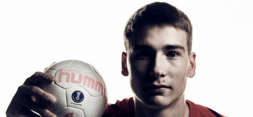 Швейцария. Полусредний Мануэль Цендер продлил контракт с "Арау"