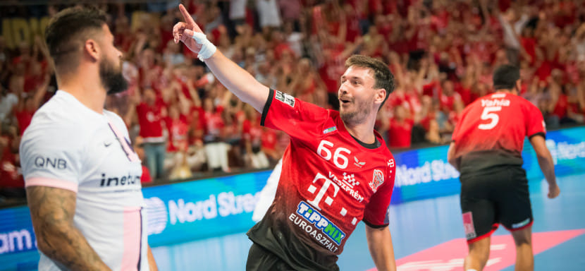 Венгрия. Официально. "Веспрем" и экс-капитан команды Мате Лекаи досрочно расторгли контракт. Разыгрывающий может присоединиться к "Висле"