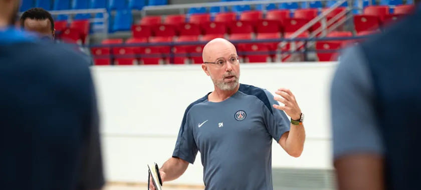 Стефан Мадсен о начале работы в "ПСЖ": "Я с уважением отношусь к тому, что было сделано здесь раньше, но нам нужно внести изменения"