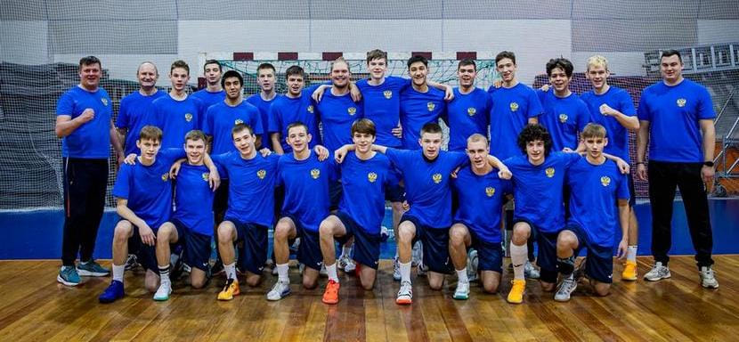 Главный тренер сборной России U-17 Юрий Орлов определился с составом на предстоящие матчи "Игр дружбы" со сверстниками из Беларуси