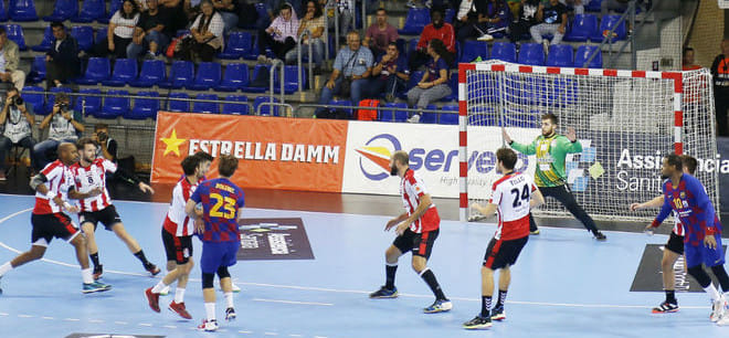 Испания. В "Сагунто" два случая коронавируса. Клуб запросил перенос трех ближайших матчей национального чемпионата