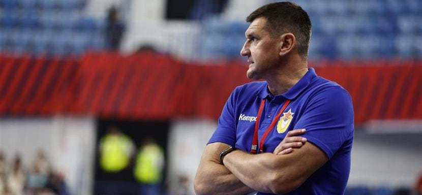 Олег Ходьков: "Раньше мы мечтали о каком-нибудь титуле, а сейчас команда даже довольно сдержанно реагирует на сохранение трофея"