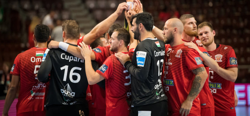 SEHA-Gazprom League. "Веспрем" Вайлупова в Задаре разгромил "Еурофарм Пелистер" Васильева и в третий раз подряд вышел в финал турнира