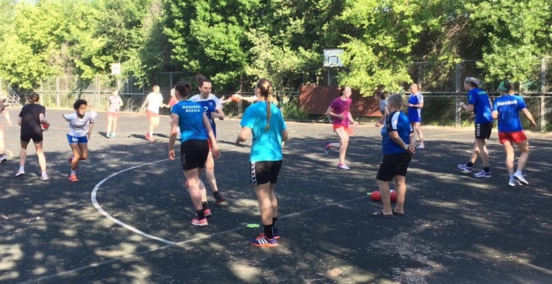 Девичья сборная России (U-19) продолжает интенсивные тренировки в Волжском. В июле команду ждет старт на чемпионате Европы