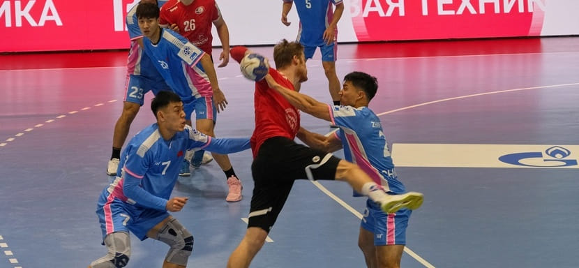 Беларусь. В первом матче 2024 года могилёвский "Машека" был сильнее "Аиста Китая"