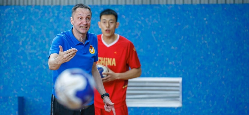 Тренерский штаб московского "Луча" пополнил специалист по работе с вратарями Эдуард Седов