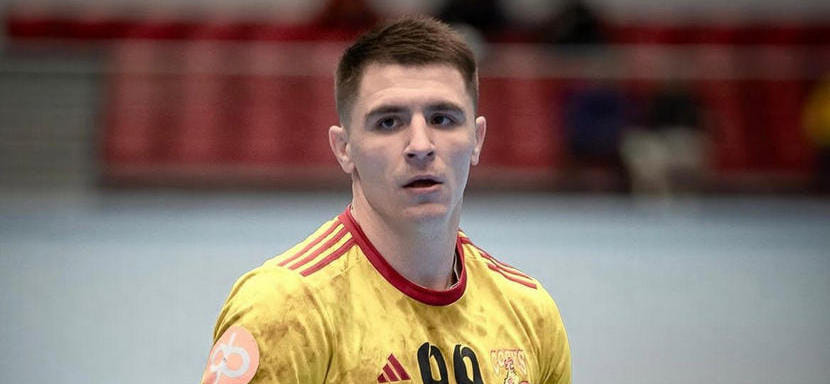 Павел Дуда: "В "Кокс" основные контрактные деньги закладывались за работу на складе, за спорт нам доплачивали 300 евро"