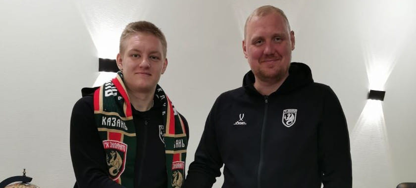 Высшая лига. Экс-правый полусредний "Пермских медведей" и "Акбузата" Артём Сухочев продолжит карьеру в казанском "Зиланте"