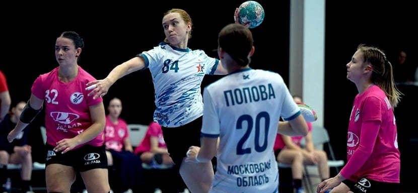 Правая полусредняя звенигородской "Звезды" Валерия Клишина больше не сыграет в этом сезоне из-за тяжёлой травмы