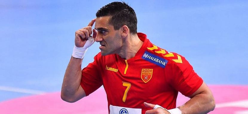 Кирил Лазаров: "Сергей Самсоненко приглашал в "Вардар", звонил в июне 2013-го, но подпись под контрактом с "Барселоной" была поставлена еще в апреле"