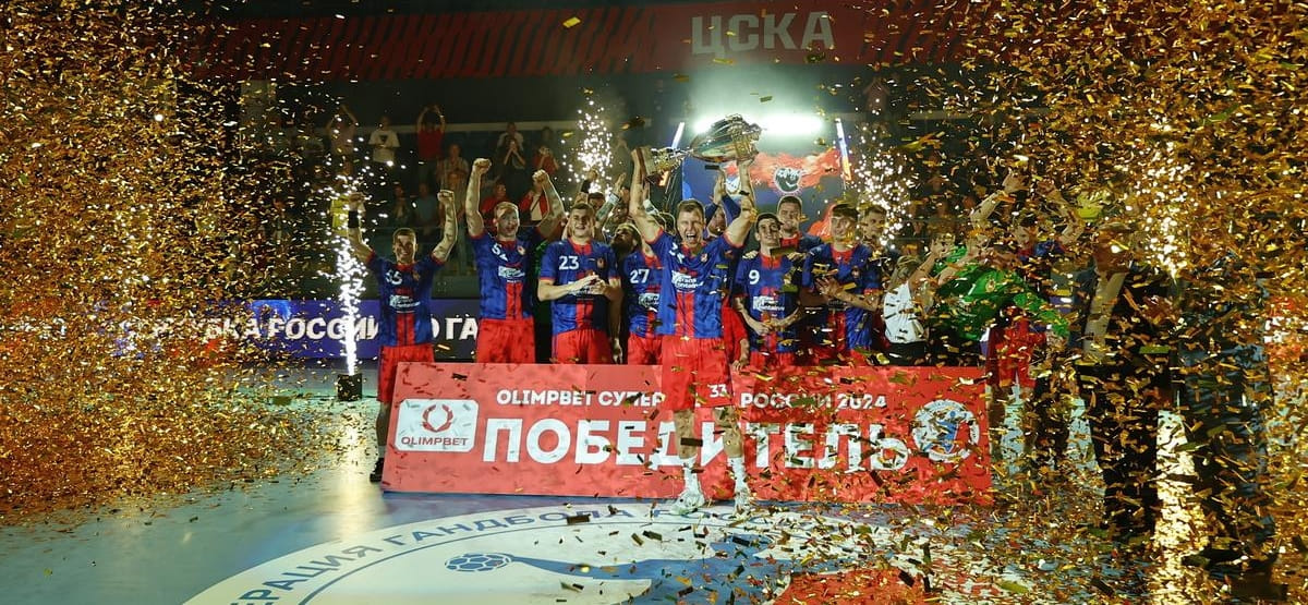 Шишкарёв просил необычную премию, а "медведи" оказались хищниками. Как ЦСКА выиграл Суперкубок России