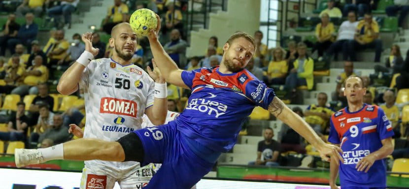 Товарищеский матч. Владислав Кулеш и Артем Королек, забросив на двоих четыре мяча, помогли "Кельце" победить "Азоты"